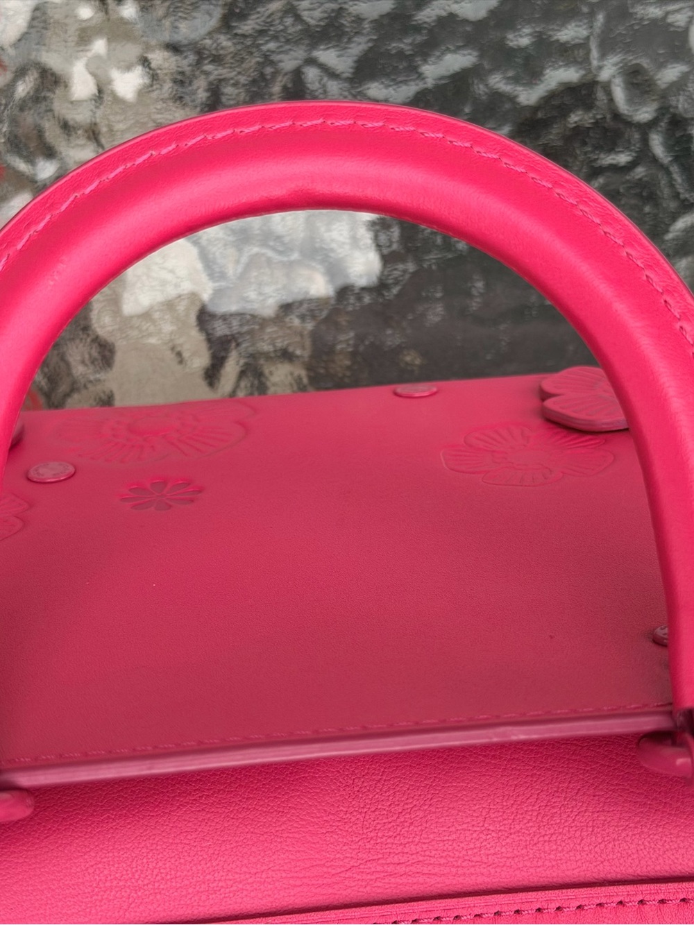 Coach Rogue Tea Rose Dragonfruit - Picture 7 of 14